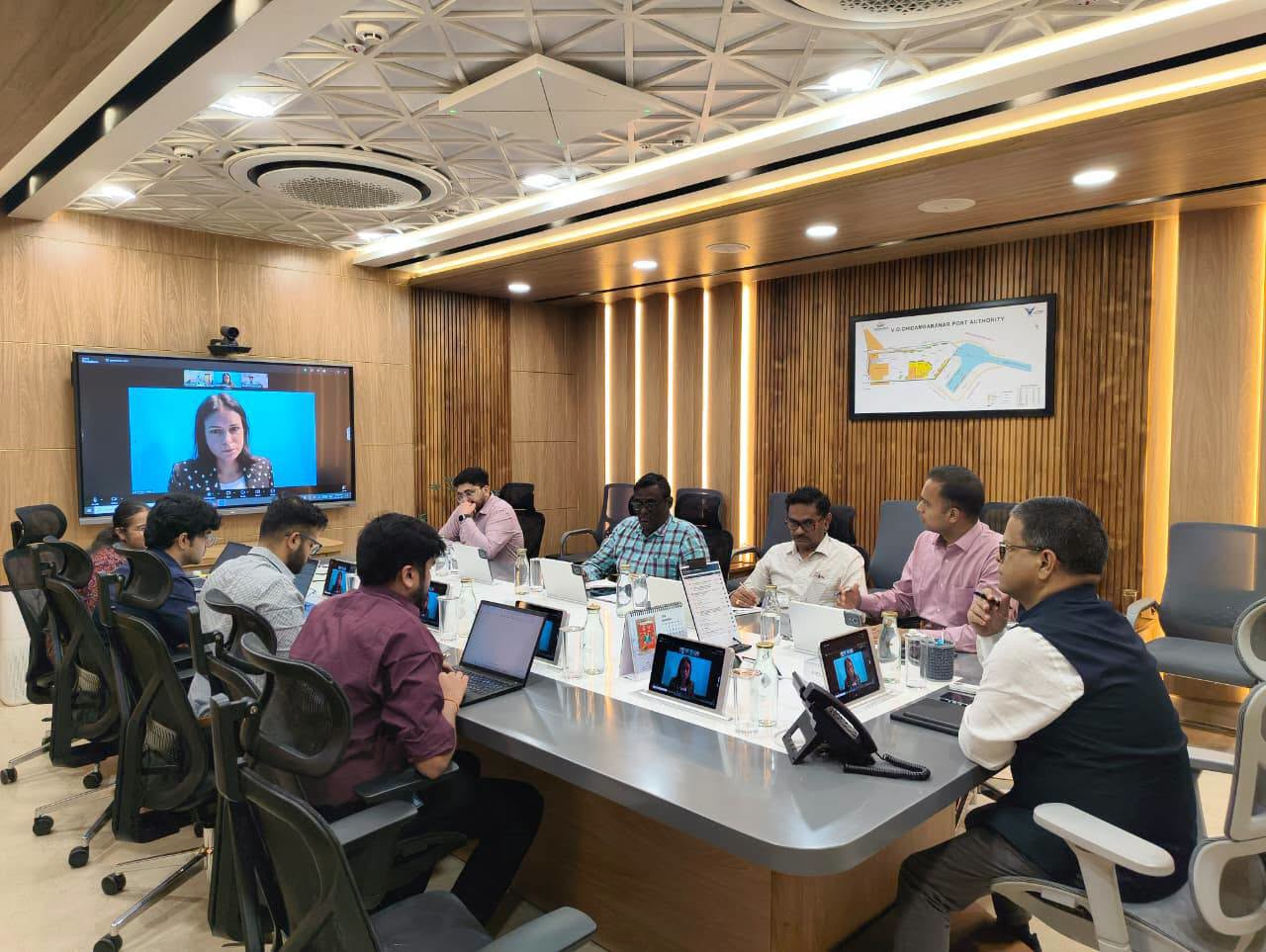 VOC Port Authority Chairperson discusses with Vice President ACTUAL HQ